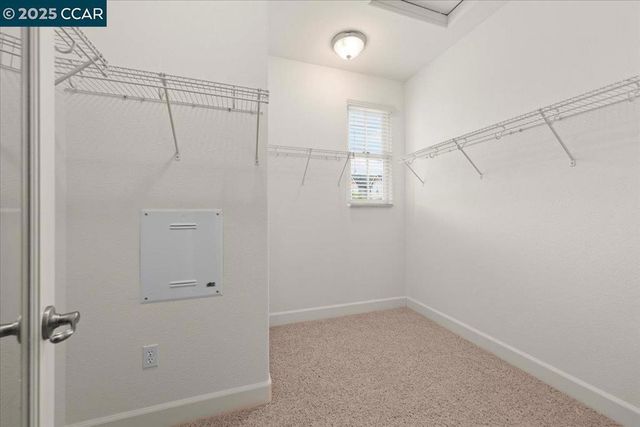 2003 De Anza Ln, Hercules, CA 94547