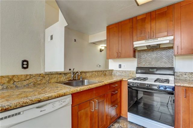 11150 Glenoaks 294, Pacoima, CA 91331