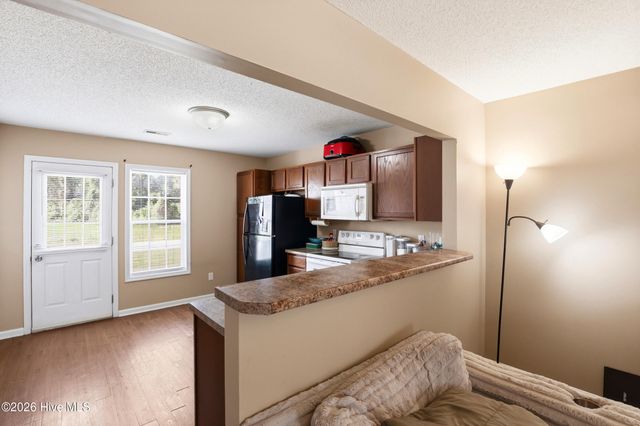 110 Cornerstone Place, Jacksonville, NC 28546