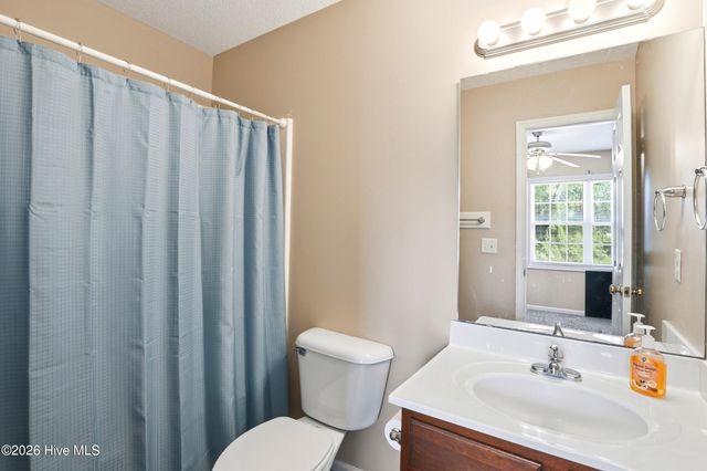 110 Cornerstone Place, Jacksonville, NC 28546