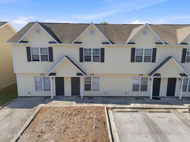 110 Cornerstone Place, Jacksonville, NC 28546