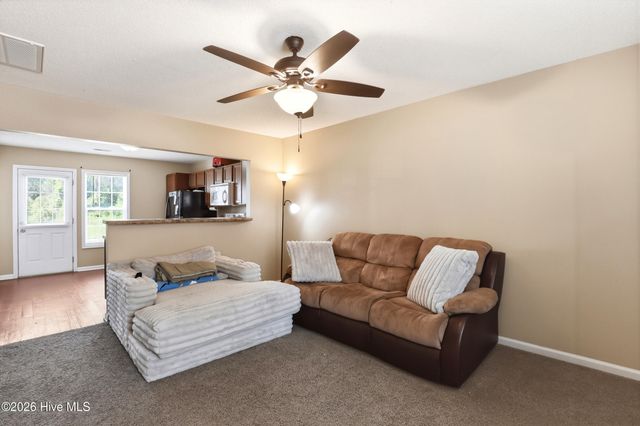 110 Cornerstone Place, Jacksonville, NC 28546