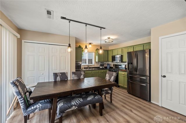 376 N Church Drive, Lebanon, OH 45036