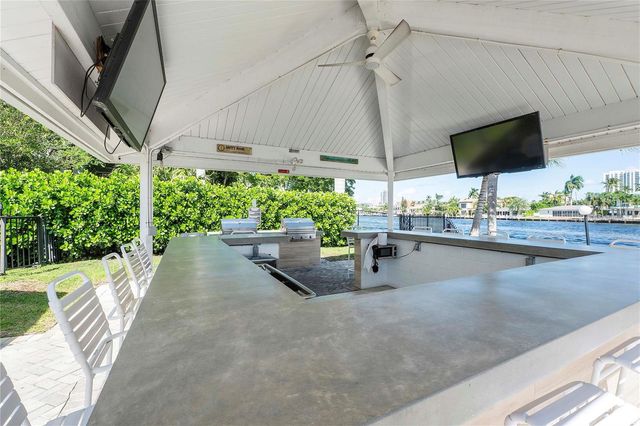 6205 Bay Club Drive 3, Fort Lauderdale, FL 33308
