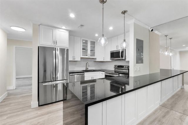 6205 Bay Club Drive 3, Fort Lauderdale, FL 33308