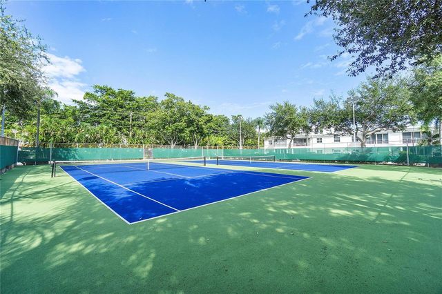 6205 Bay Club Drive 3, Fort Lauderdale, FL 33308