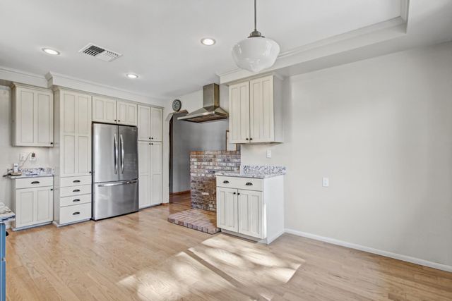 935 Whispering Pines Rd, Colfax, CA 95713