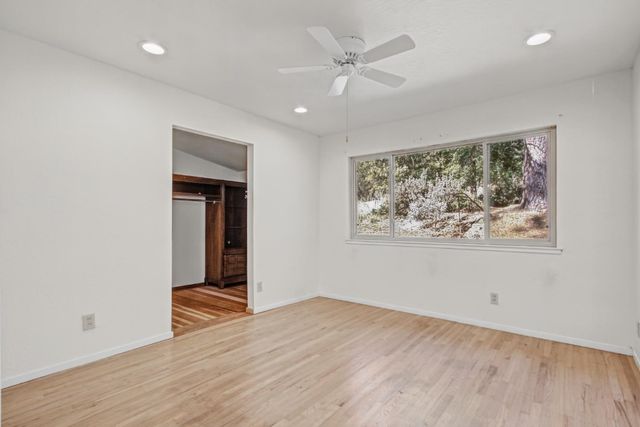 935 Whispering Pines Rd, Colfax, CA 95713