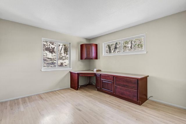 935 Whispering Pines Rd, Colfax, CA 95713