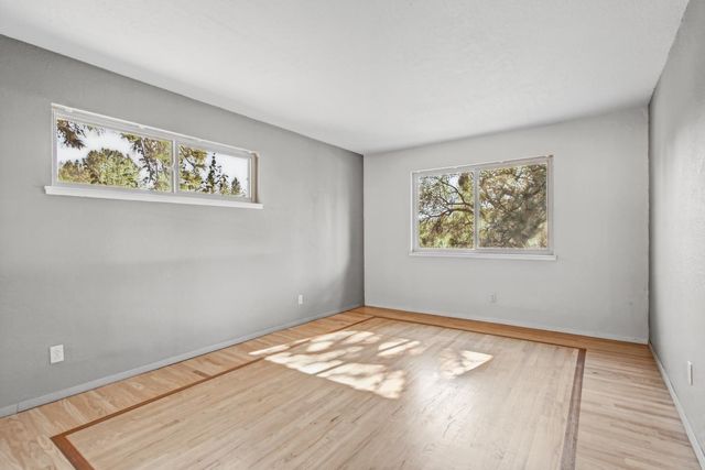 935 Whispering Pines Rd, Colfax, CA 95713