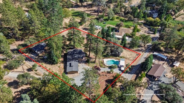 935 Whispering Pines Rd, Colfax, CA 95713