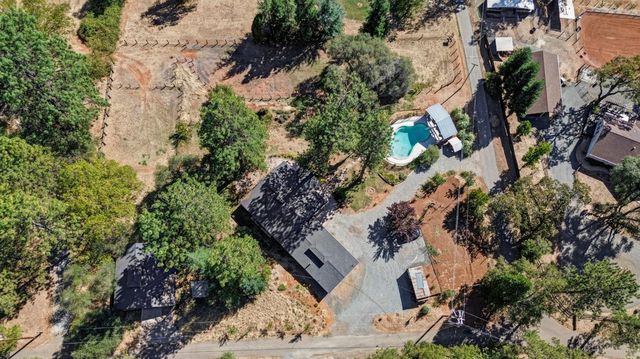 935 Whispering Pines Rd, Colfax, CA 95713