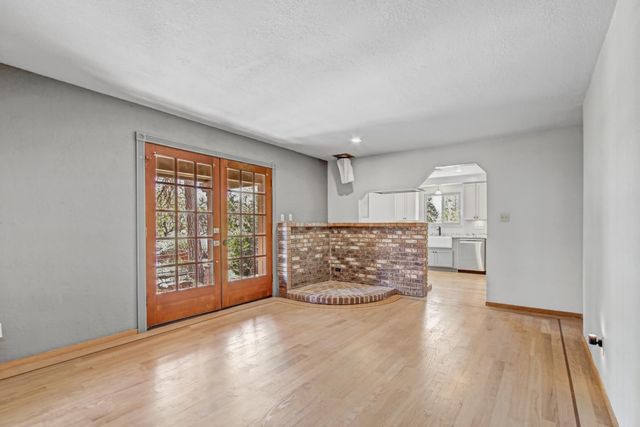 935 Whispering Pines Rd, Colfax, CA 95713