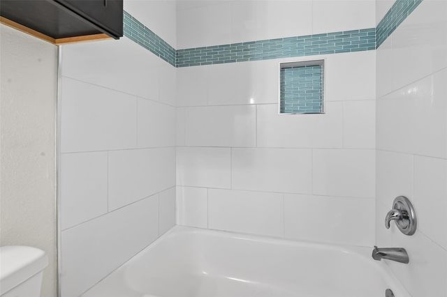 6626 Highrock Road, Houston, TX 77092