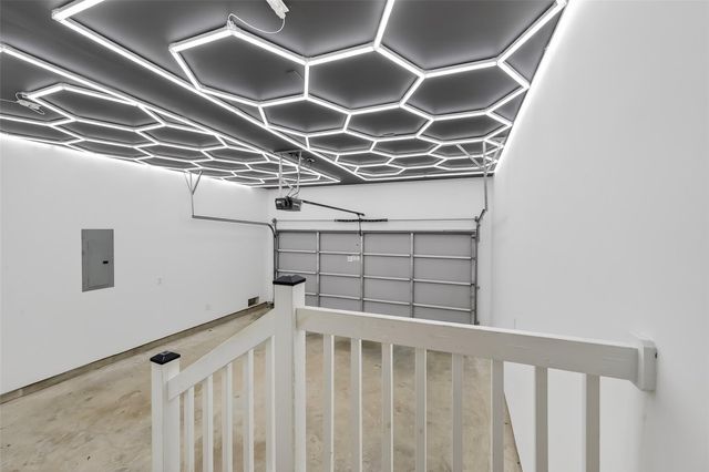 6626 Highrock Road, Houston, TX 77092