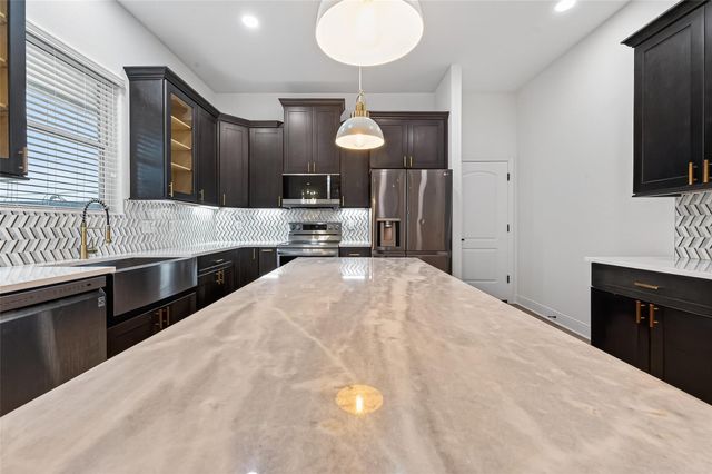 6626 Highrock Road, Houston, TX 77092