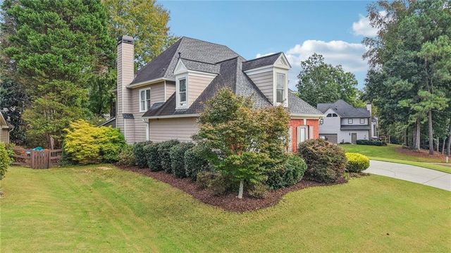 3820 Ridge Point Drive, Suwanee, GA 30024