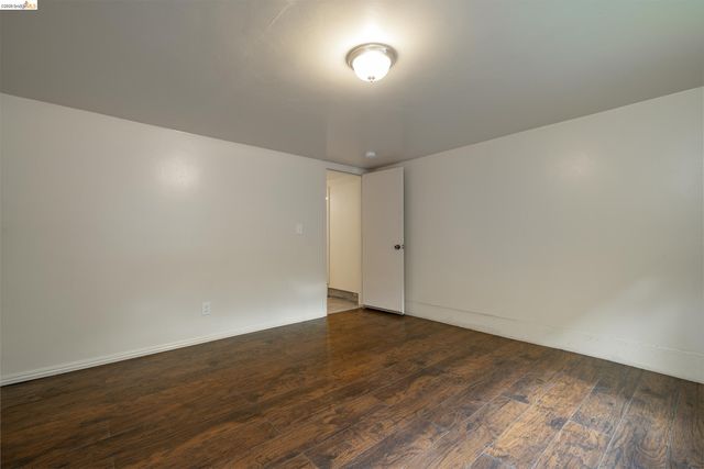 5418 Telegraph Ave, Oakland, CA 94609