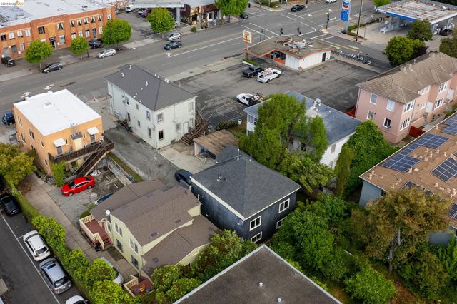 5418 Telegraph Ave, Oakland, CA 94609