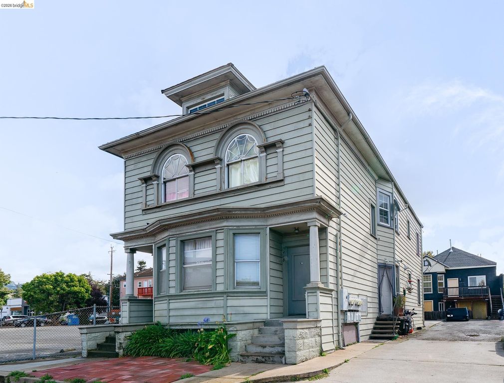 5418 Telegraph Ave, Oakland, CA 94609