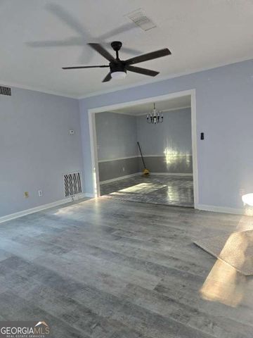 136 Rue Fontaine, Lithonia, GA 30038
