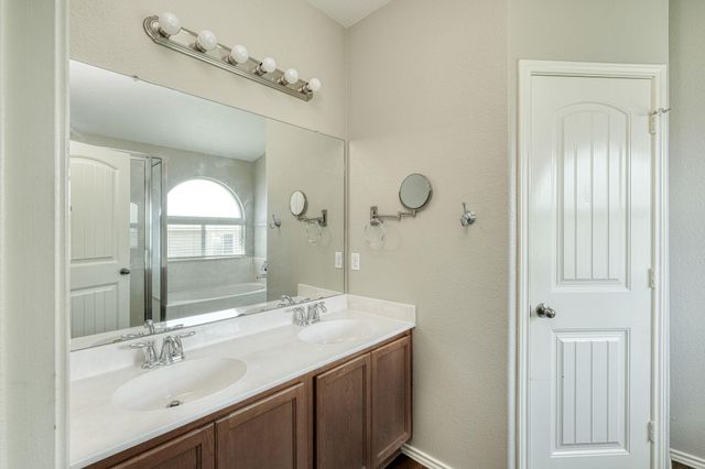 2824 Bluffstone DR, Round Rock, TX 78665