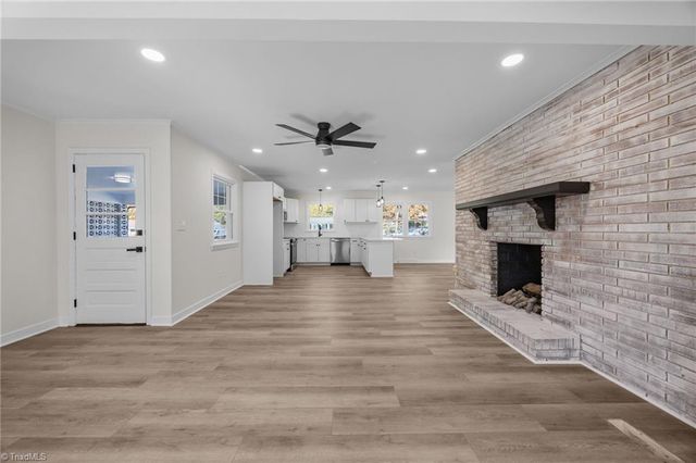 712 Diana Drive, Thomasville, NC 27360