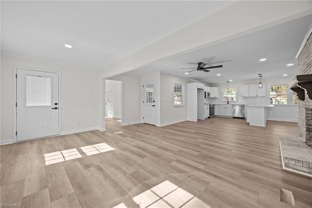 712 Diana Drive, Thomasville, NC 27360