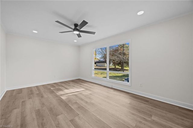 712 Diana Drive, Thomasville, NC 27360