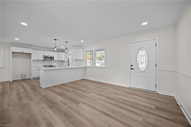 712 Diana Drive, Thomasville, NC 27360