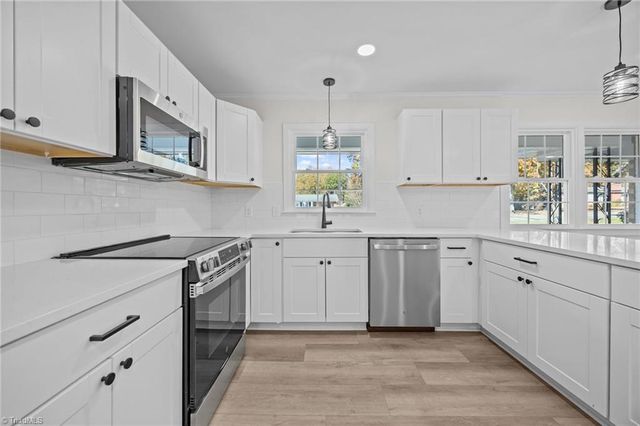 712 Diana Drive, Thomasville, NC 27360