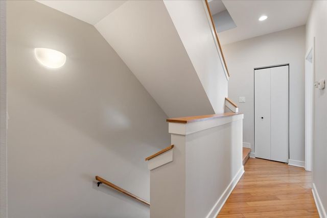 2976 N Riverwalk Drive 70, Chicago, IL 60618
