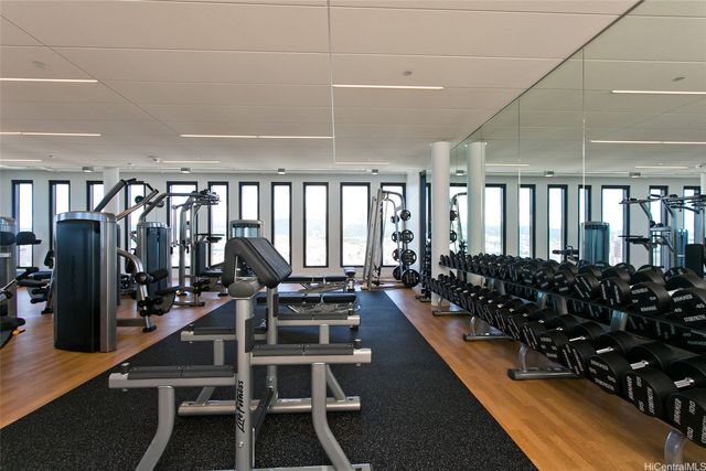 987 Queen Street 2516, Honolulu, HI 96814