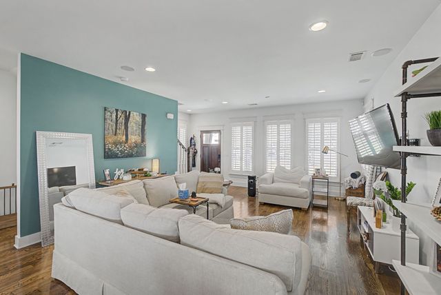 803 Lancaster Way, Nashville, TN 37212