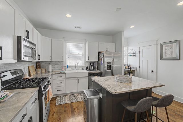 803 Lancaster Way, Nashville, TN 37212