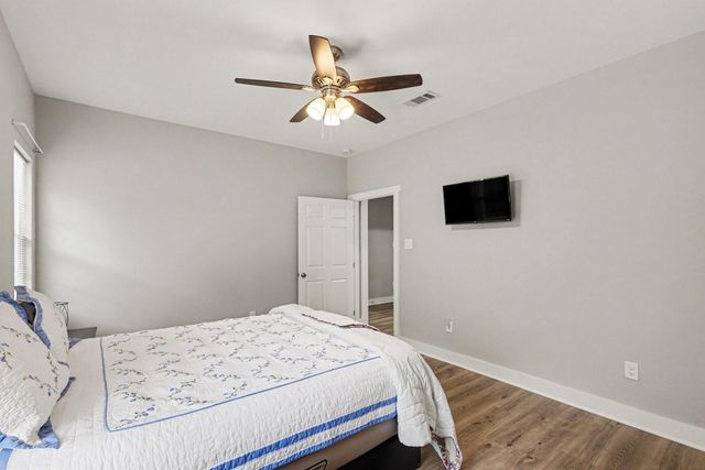 220 Hideaway Trail, Coldspring, TX 77331