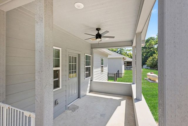220 Hideaway Trail, Coldspring, TX 77331