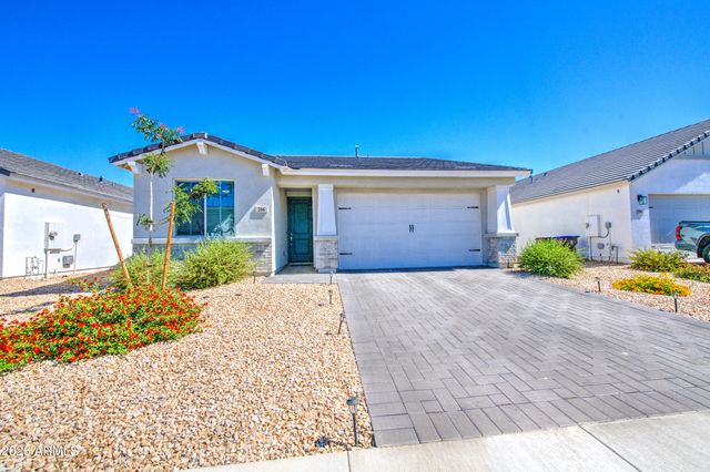 266 E LELAND Road, San Tan Valley, AZ 85140