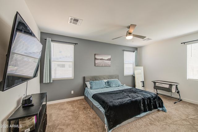 266 E LELAND Road, San Tan Valley, AZ 85140