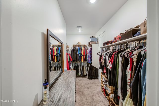 266 E LELAND Road, San Tan Valley, AZ 85140