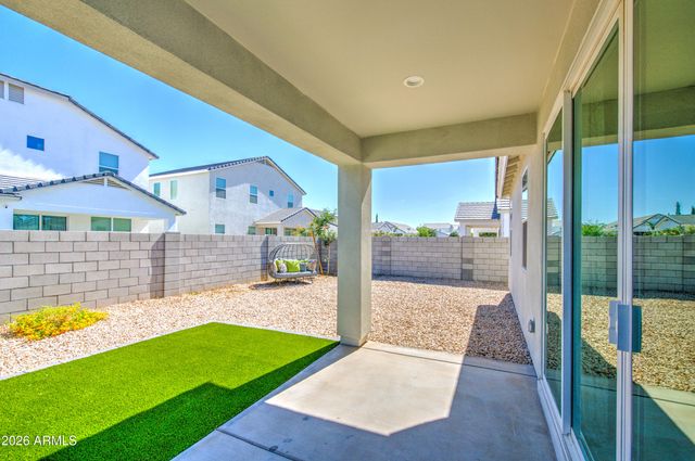 266 E LELAND Road, San Tan Valley, AZ 85140