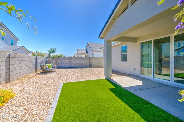 266 E LELAND Road, San Tan Valley, AZ 85140