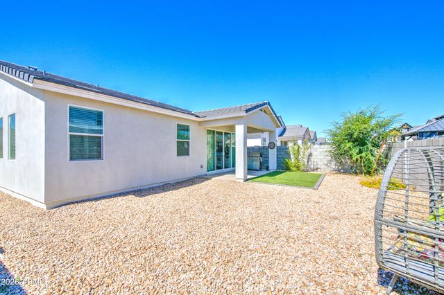 266 E LELAND Road, San Tan Valley, AZ 85140