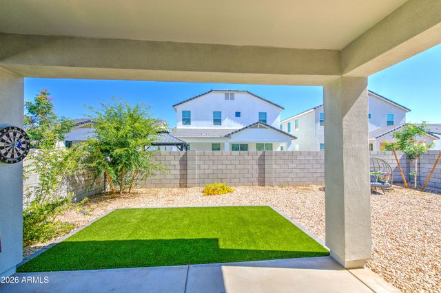 266 E LELAND Road, San Tan Valley, AZ 85140