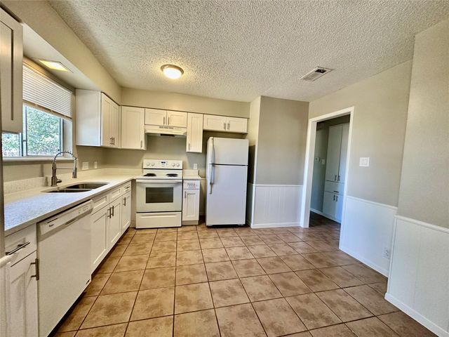 12310 Willow Wild DR B, Austin, TX 78758