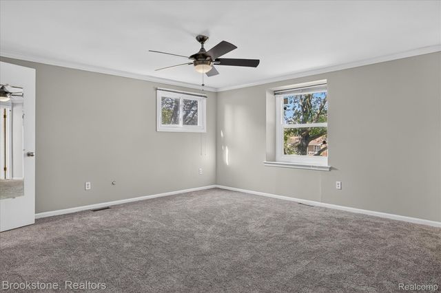 29110 Lake Park Drive, Farmington Hills, MI 48331