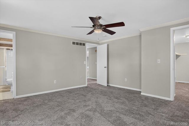 29110 Lake Park Drive, Farmington Hills, MI 48331