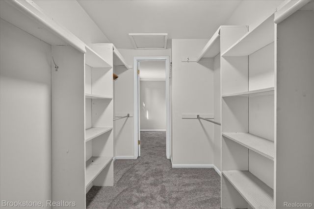 29110 Lake Park Drive, Farmington Hills, MI 48331