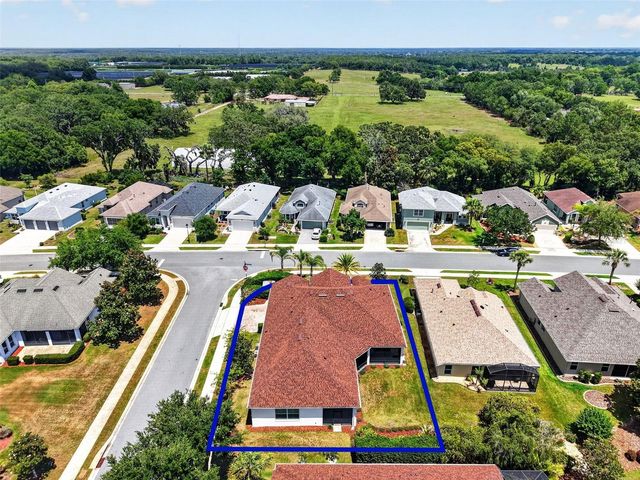 8237 BRIDGEPORT BAY CIRCLE, Mount Dora, FL 32757