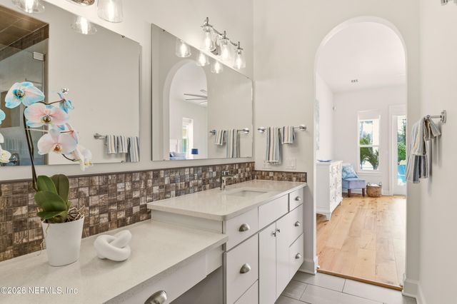 11685 WOODSIDE Lane, Jacksonville, FL 32223